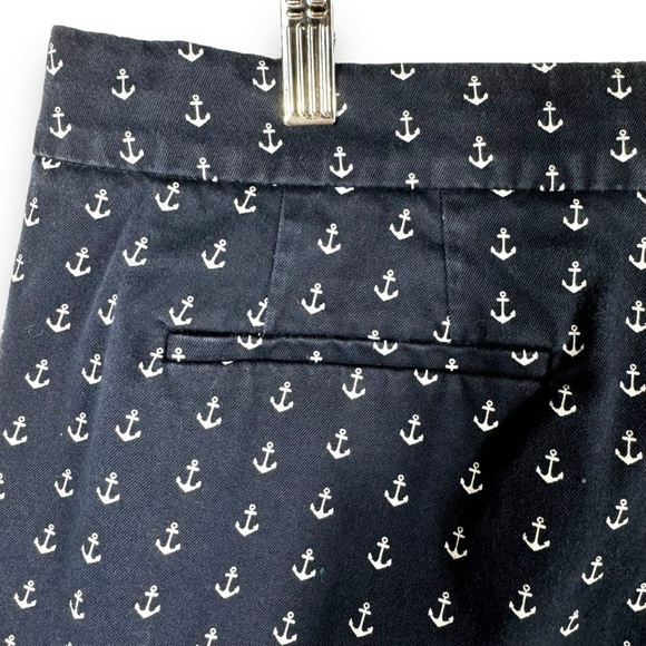 4 for $20 SALE! J Crew Factory City Fit Chino Shorts, Navy w/White Anchors, 10 - Picture 6 of 7